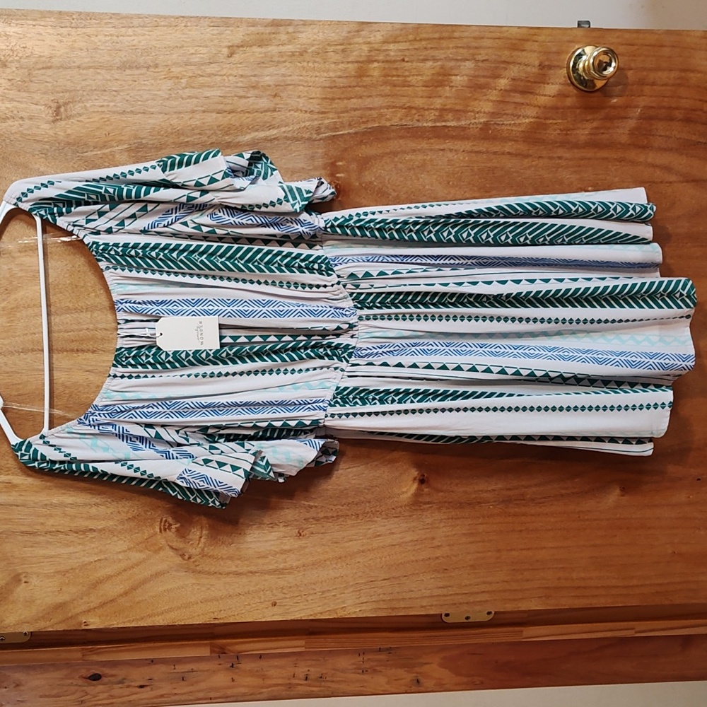NWT Emily Wonder Aztec Flutter Sleeve Off-Shoulder Dress Green Blue White 2X